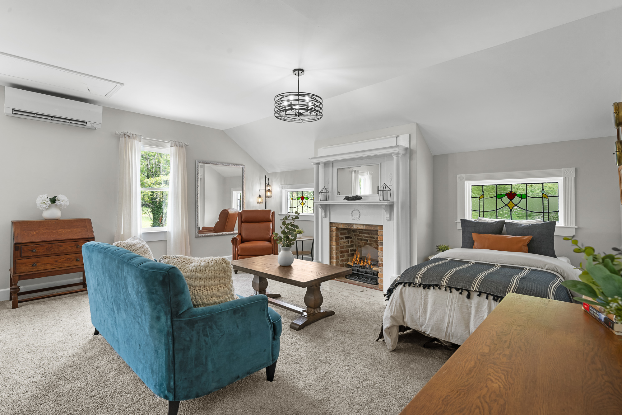 Seafarer Room at Trackrock Hollow Lodge